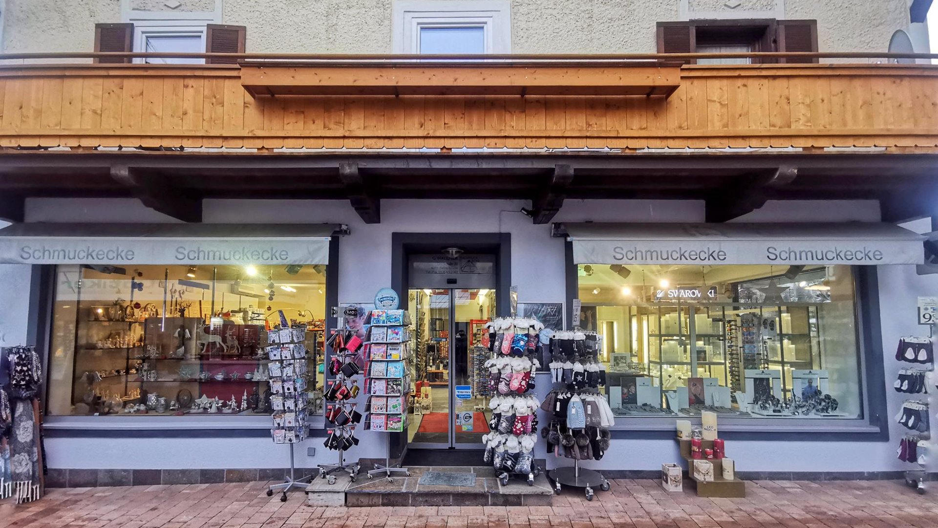 Schmuckecke - Eingang