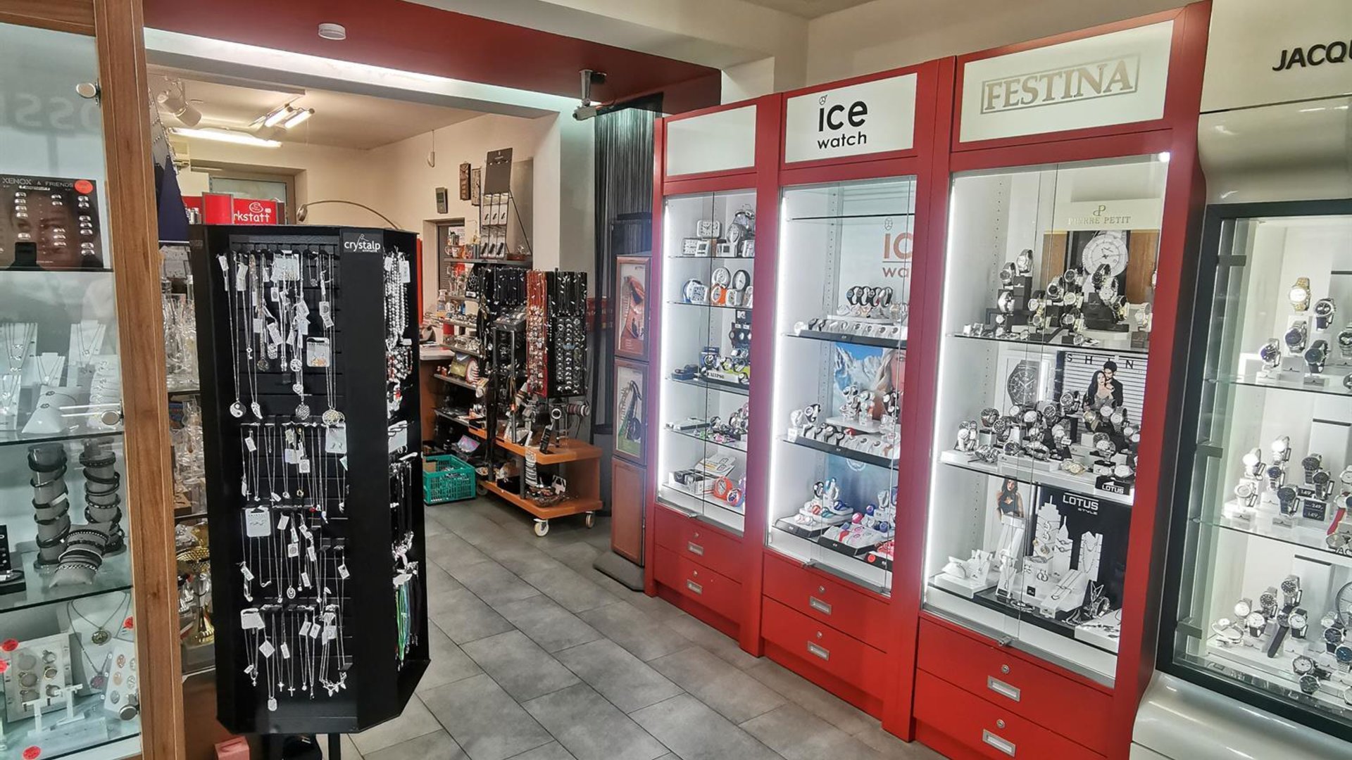 Schmuckecke - Innenansicht 1