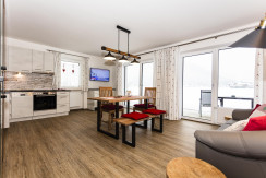 ferienwohnung-waidring-steinplatte