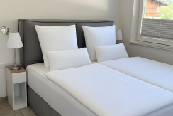 DB9421A9-5C4F-43B8-91FA-D04A80C11B3B