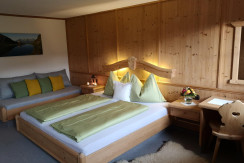 Schlafzimmer 2 mit Sofa/Bett