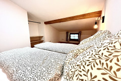 4FD83B95-C198-4E80-8D67-3C7D75EF84B1