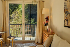 Top9-Wohnzimmer.Balkonblick