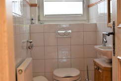 Guest WC upper floor