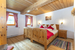Schlafzimmer Zirbe