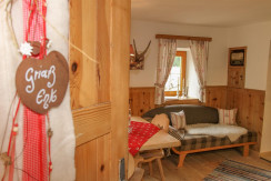 Blick aus der Küche in die Stube