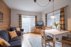 Ferienhaus_Korporal_Unterwasser_3_Waidring_Wohnzim