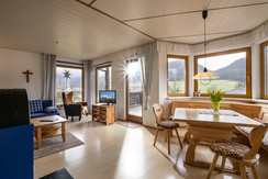 Ferienhaus_Schrederleite_11_Waidring_Wohnraum_1