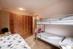 Ferienhaus_Schrederleite_11_Waidring_Stockbettzimm