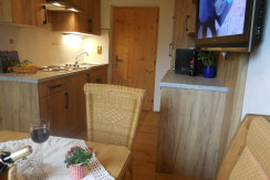 Bergfriede Wohnküche6