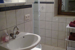 Badezimmer 1