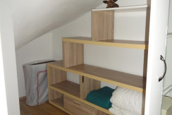 Begehbarer Kleiderschrank