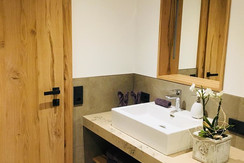 Bad Groß mit Waschmaschine