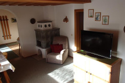 Wohnzimmer mit Ausziehcouch