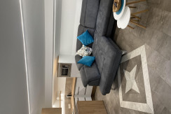 2F284314-9CD7-4C3D-9F50-61B4F44E0E18