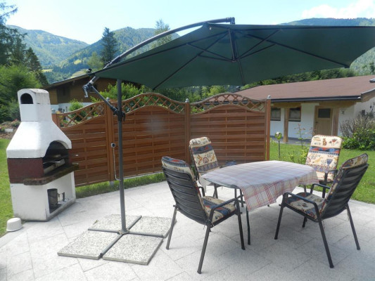 Terrasse 3/Grill
