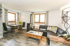 Ferienwohnung Hannes Esstisch