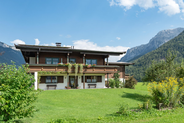 A+M_Schreder_Unterwasser_38_Waidring_09_2024_Haus_