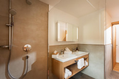 Waldrand - Badzimmer mit Dusche