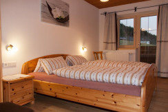 Schlafzimmer 2 Balkon