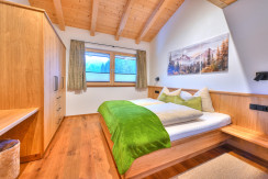 Schlafzimmer #1 Ferienwohnung Steinplatte