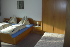 Doppelzimmer Wohnung 2