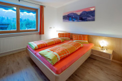 Wohnung 0 Zimmer mit Wandbild