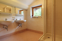 Wohnung 8 Bad