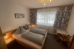 7560ADB1-DFB8-4735-A2C3-B218E046E6D6