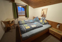 3D639A41-C0E9-499F-AD76-C08BAE910E71