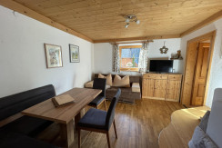 Gästehaus-Katharina_Esszimmer2023