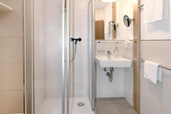 Bathroom ground floor