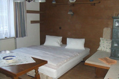 Wohnzimmer mit Schlafcouch