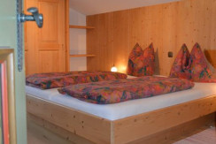 Schlafzimmer 3 - Türe