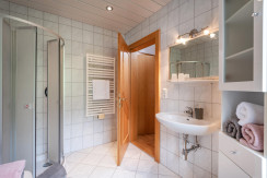 Ferienwohnung_Mader_Schneiderweg_1_Waidring_Badezi