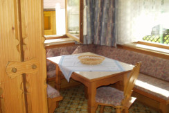 Wohnküche mit Essplatz