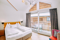 Home-Suite-Home_0114