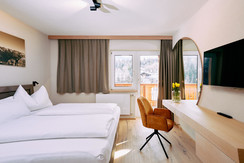 Home-Suite-Home_0119