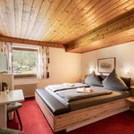 Photo of Double room, shower and bath, toilet, standard