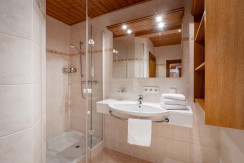 Fruehstueckspension_Fohlenhof_Au_17_St_Ulrich_Zimm