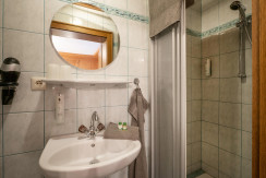 Plankenhof_Vogeltennweg_18_Waidring_Badezimmer