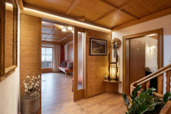 Plankenhof_Vogeltennweg_18_Waidring_Vorraum_Gang_2