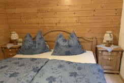 A68BF65B-FEEF-4302-9882-E3E5078F4420