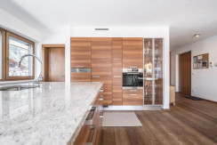 Groß (©defrancesco_Suite_Spielberg-69)