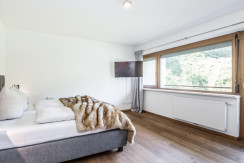 Groß (©defrancesco_Suite_Spielberg-55)